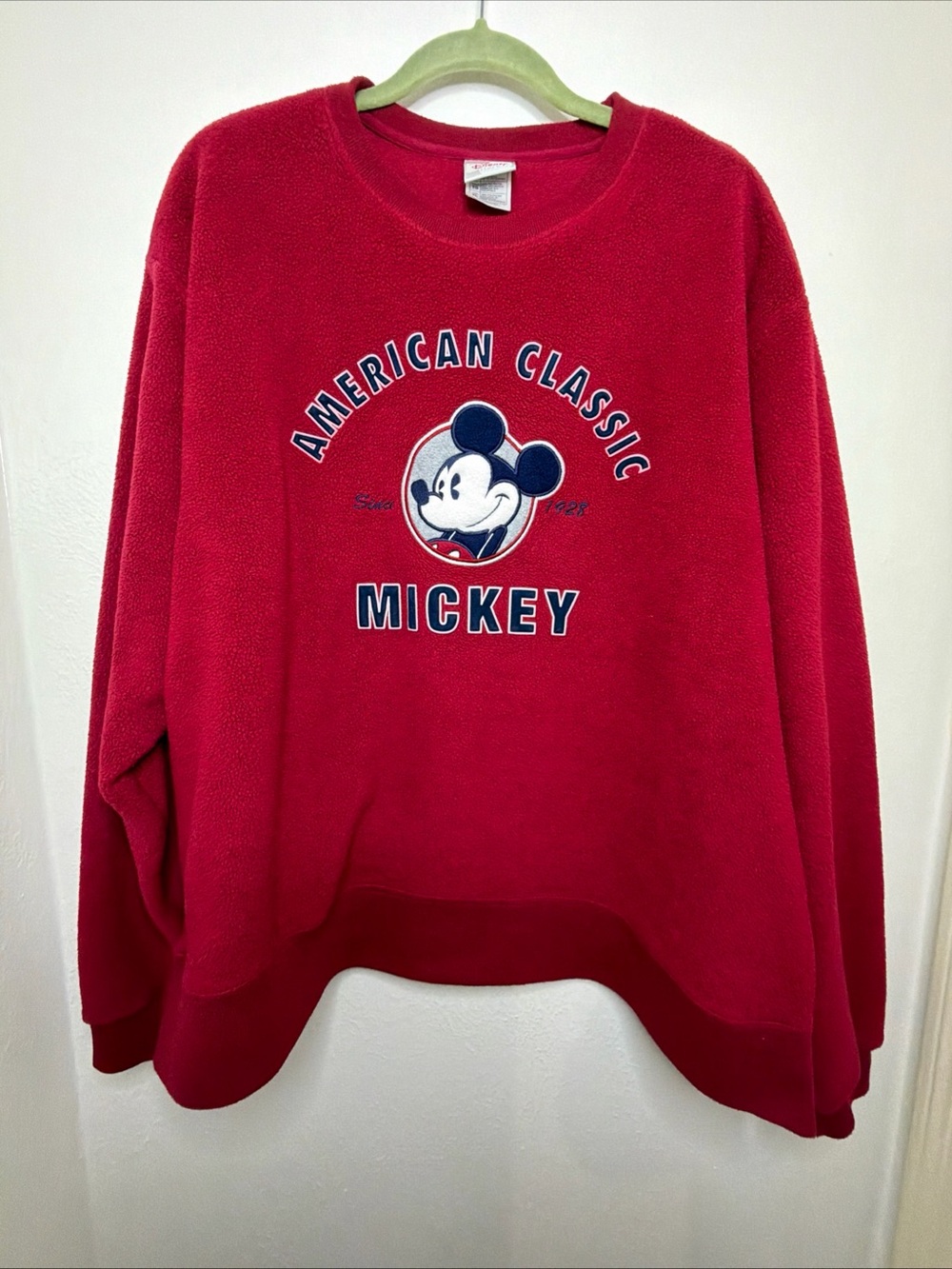 Disney Store Mickey Mouse American Classic Red Fleece pullover Sweatshirt XL